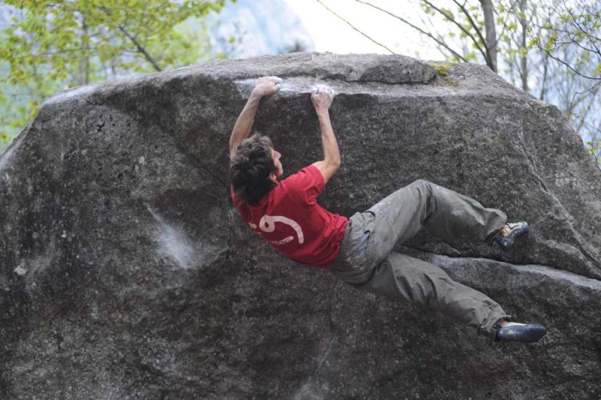 bouldering